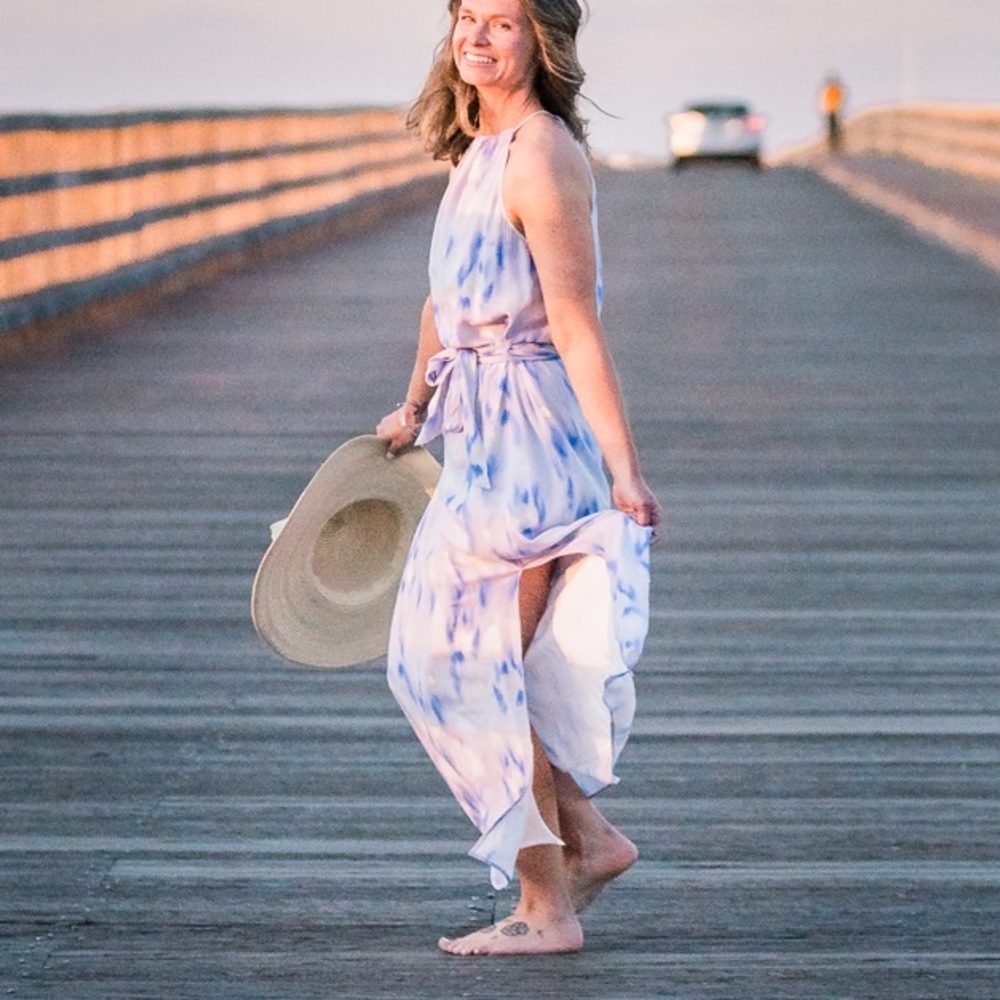 Maxi dress halter neck line